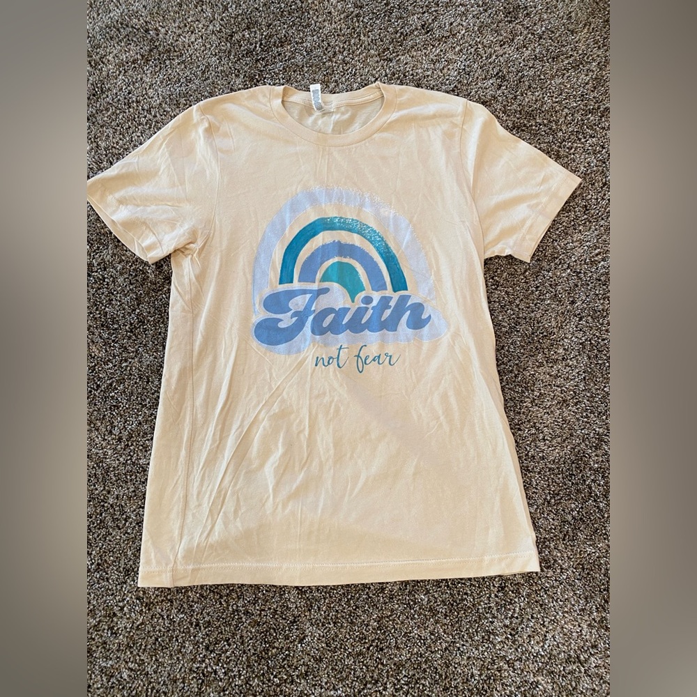 Faith religious boutique Tshirt lot of four size small - Picture 5 of 5